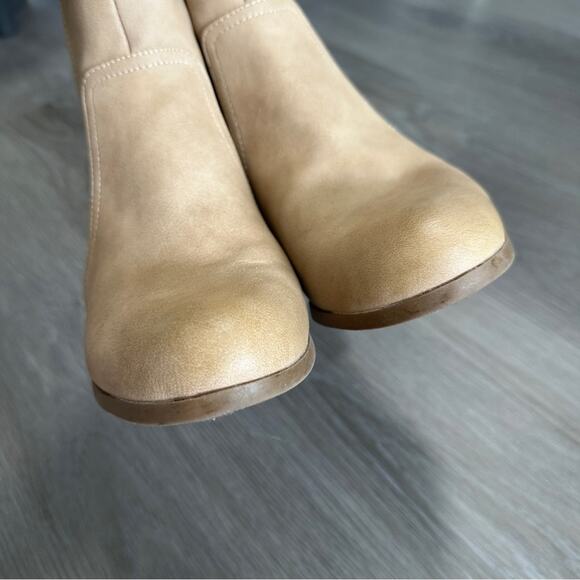 Circus by Sam Edelman Leah Beige Fringe Side Zip Stacked Heel Booties Size 7.5 - Picture 5 of 10